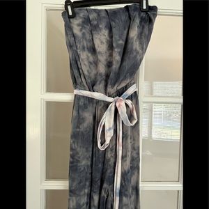 Free people jumpsuit in a tie dye summer blue. Great comfort piece in size small